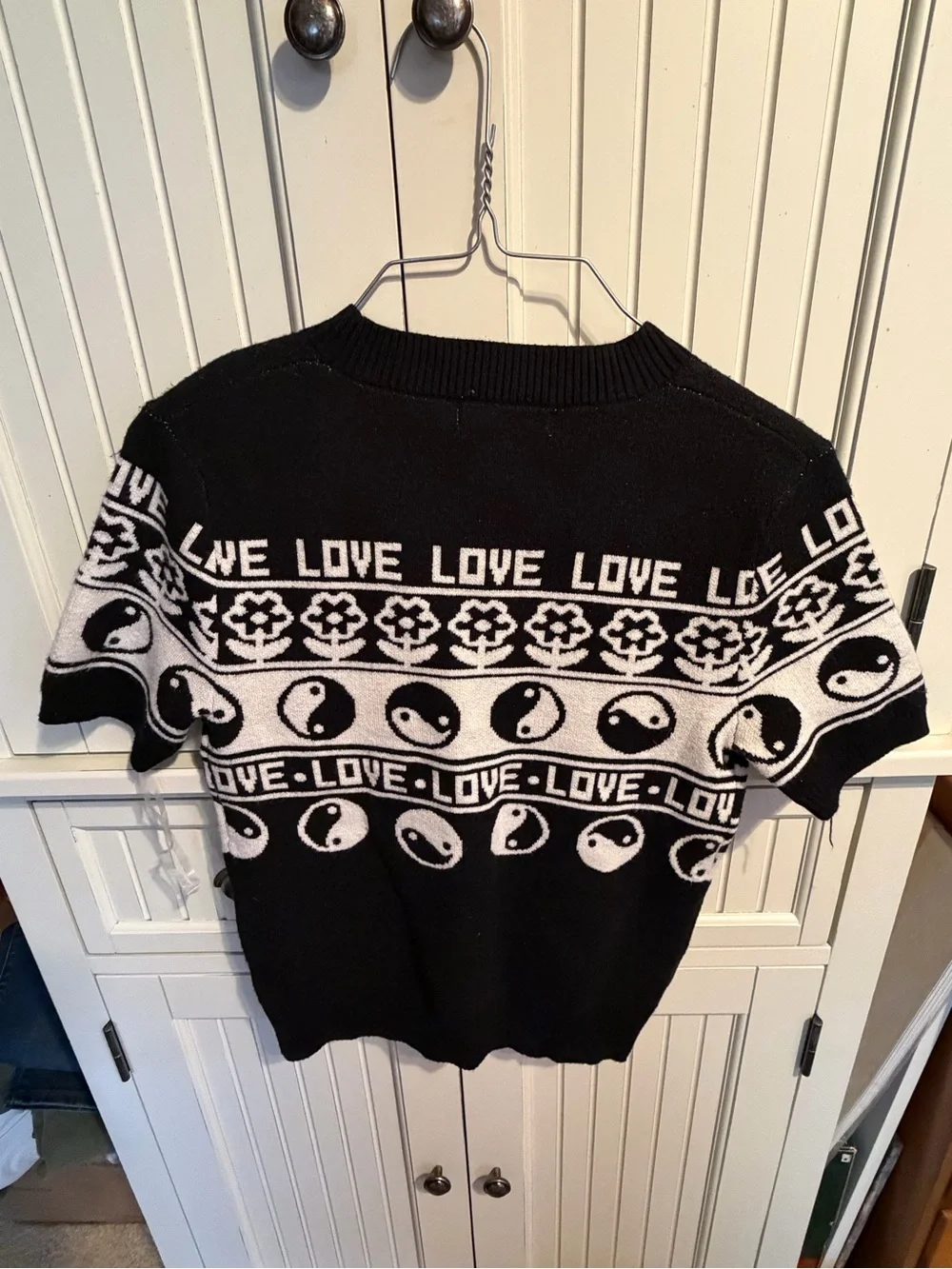 SO Black & White Crewneck Knit Top with LOVE and Yin-Yang Pattern
